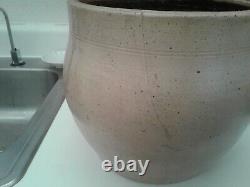 1207A Pokeepsie NY Early Decorated 2G Crock