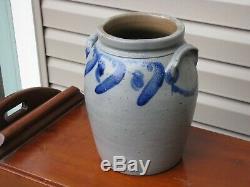 ANTIQUE BLUE DECORATED OVOID SHAPED STONEWARE CROCK / 2 gallon