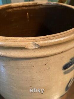 American Stoneware 6 Gallon Open Crock 19th Century