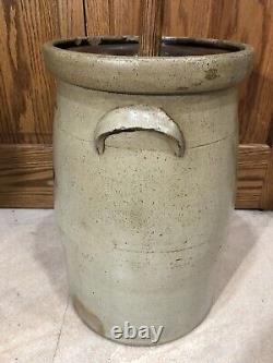 Antique 5 Gallon Bee Sting Stoneware Butter Churn Crock