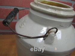 Antique BOWKER'S POISON Stoneware Crock Insecticide Fungicide Boston Balti Cinci