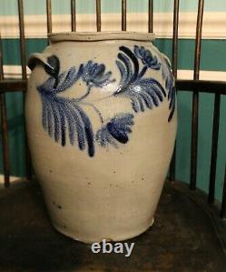 Antique Collector quality heavy decorated 4 gallon Pennsylvania stoneware crock