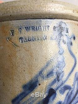 Antique F. T. Wright, Stoneware crock with BIG Bird Decoration MINT NR