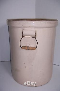 Antique Louisville Pottery Co. Indian Head # 12 Stoneware Crock Wire Handle