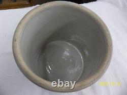 Antique Monmouth, ILL Western Stoneware 2 Gallon Crock 9 3/8 Tall Maple Leaf