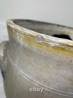 Antique Primitive Salt Glazed Stoneware 2 gal Crock