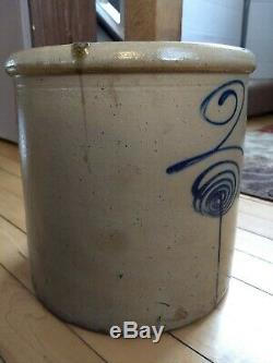 Antique Salt Glaze 2 Gallon Bee Sting Crock Red Wing Stoneware 1877-1895