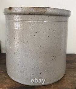 Antique Salt Glazed Stoneware 2 Gallon Crock Grey Cobalt. Nice Condition