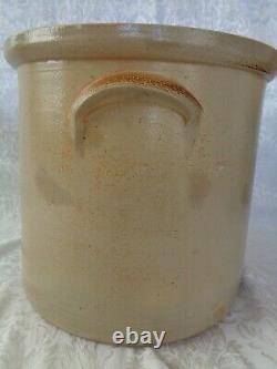 Antique Stoneware 4 Gallon Crock