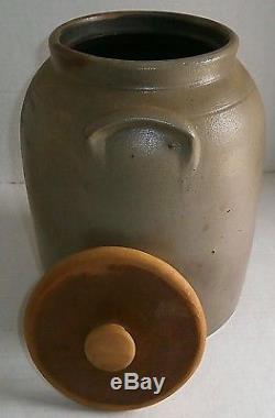 Antique Stoneware Snuff Jar With LID Phoenix Pottery Hudson Street Albany N. Y