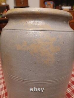 Antique Western Pennsylvania Stoneware 2 Gallon Crock with Trailing Flower