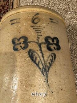 Antique saltglazed 6 Gallon Redwing Stoneware crock- slip trail Flower design