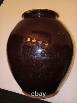 Antique southern stoneware ovoid crock vase primitie folk art alkaline glaze