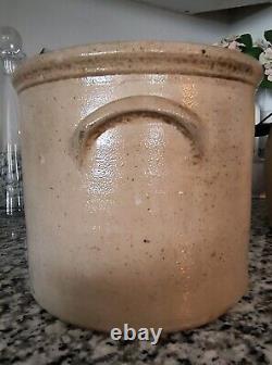 E. W. Farmington Antique Stoneware Crock late 19th century