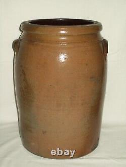 Primitive #3 Unsigned DONAGHHO Salt Glaze Stoneware Crock Nice Display Piece