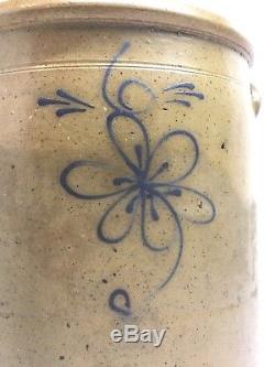 Rare Vintage Antique 6 Gallon Stoneware Saltglaze Crock with Cobalt Blue Flower
