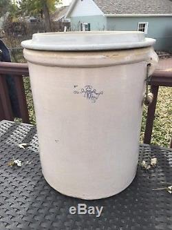 Vintage Large 10 Gallon Robinson Ransbottom Stoneware Crock with Lid