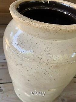 Vintage Primitive 5 Gallon Stoneware Butter Churn Crock Lid and Masher