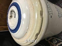 Western Stoneware Co 12 Gallon Crock with Lid